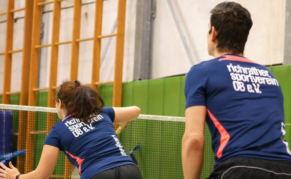 Badminton